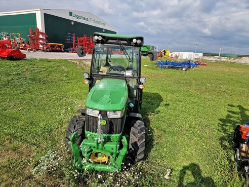 John Deere 5105GN 6866237213795 © GM Bilder
