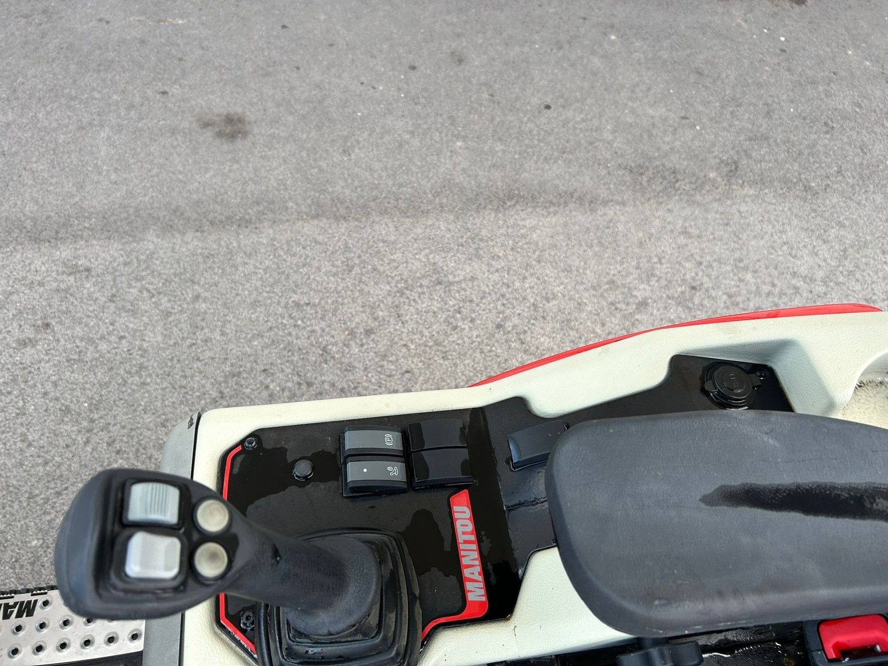 Manitou Hoflader MLA 2-25 8901238 © GM Bilder