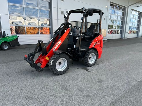 Manitou Hoflader MLA 2-25 8901240 © GM Bilder