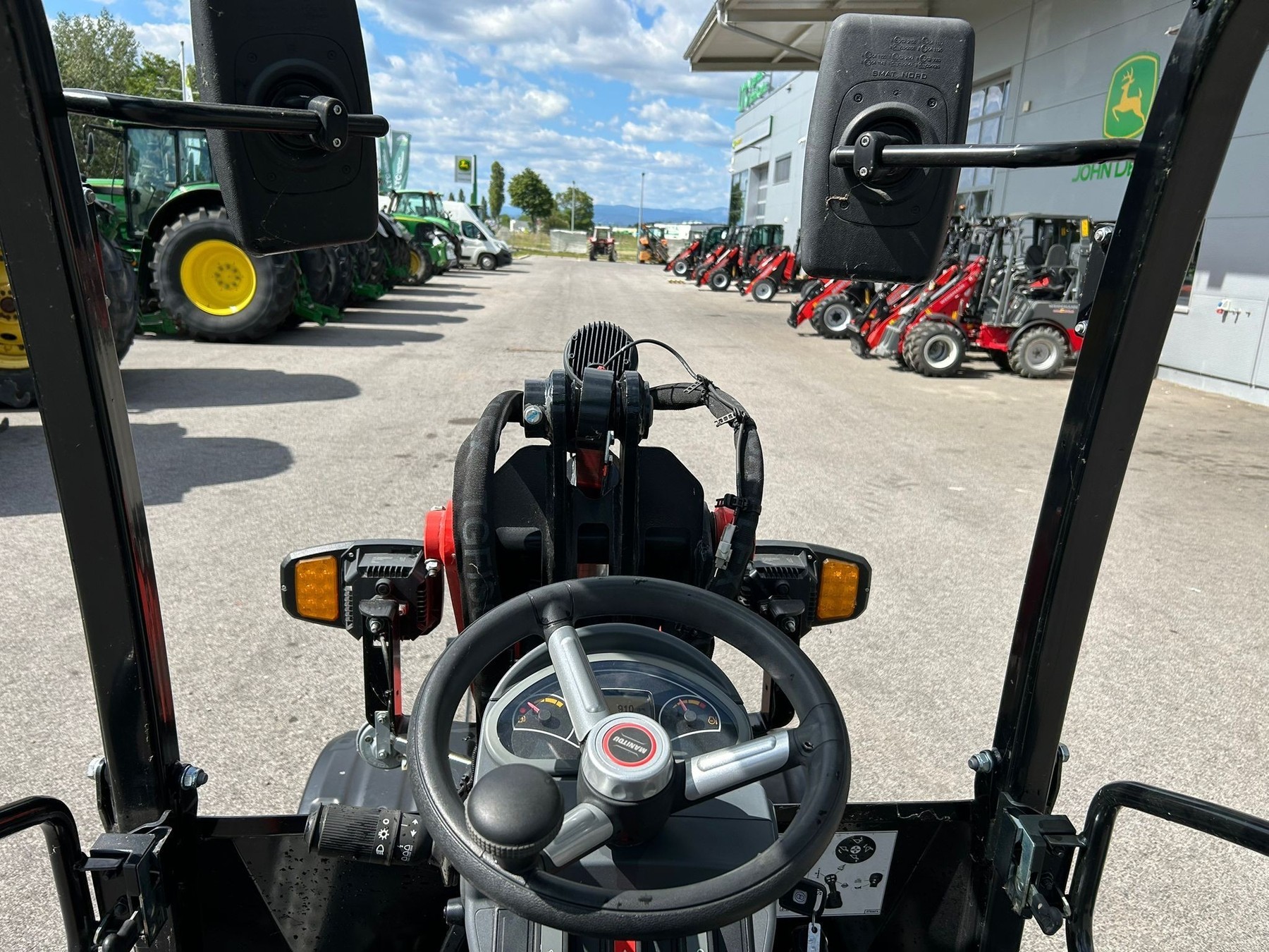 Manitou Hoflader MLA 2-25 89068610 © GM Bilder