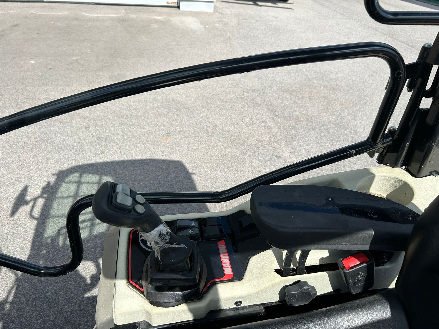 Manitou Hoflader MLA 2-25 89068611 © GM Bilder