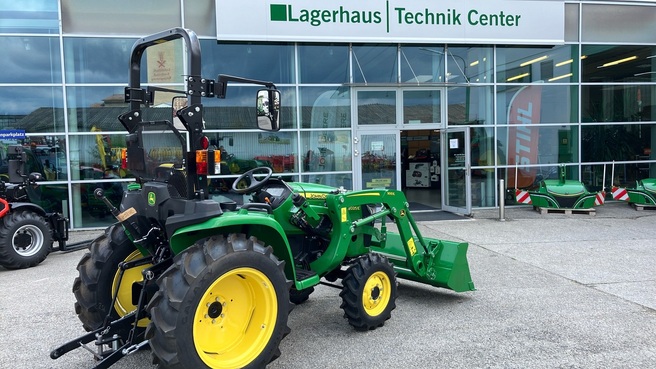 John Deere 3025E 66070699079126372 © GM Bilder