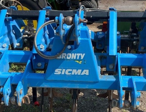 Sicma Bronty 2500/ 7 6607409850909347458 © GM Bilder