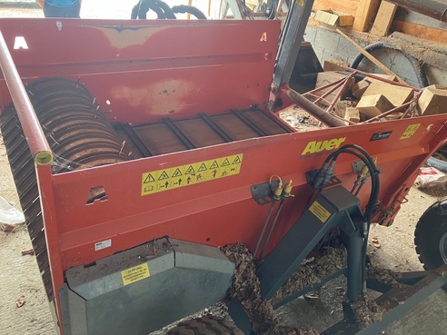 Auer  V  66780318174098781 © GM Bilder