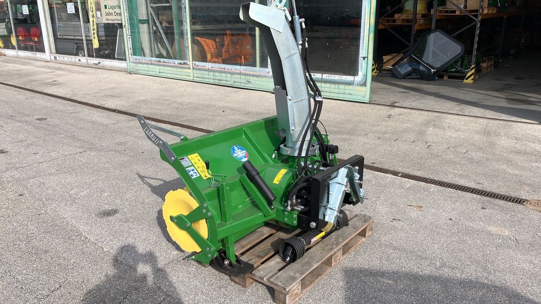 CERRUTI PROFY 450-450 L1500 66787136648323 © GM Bilder