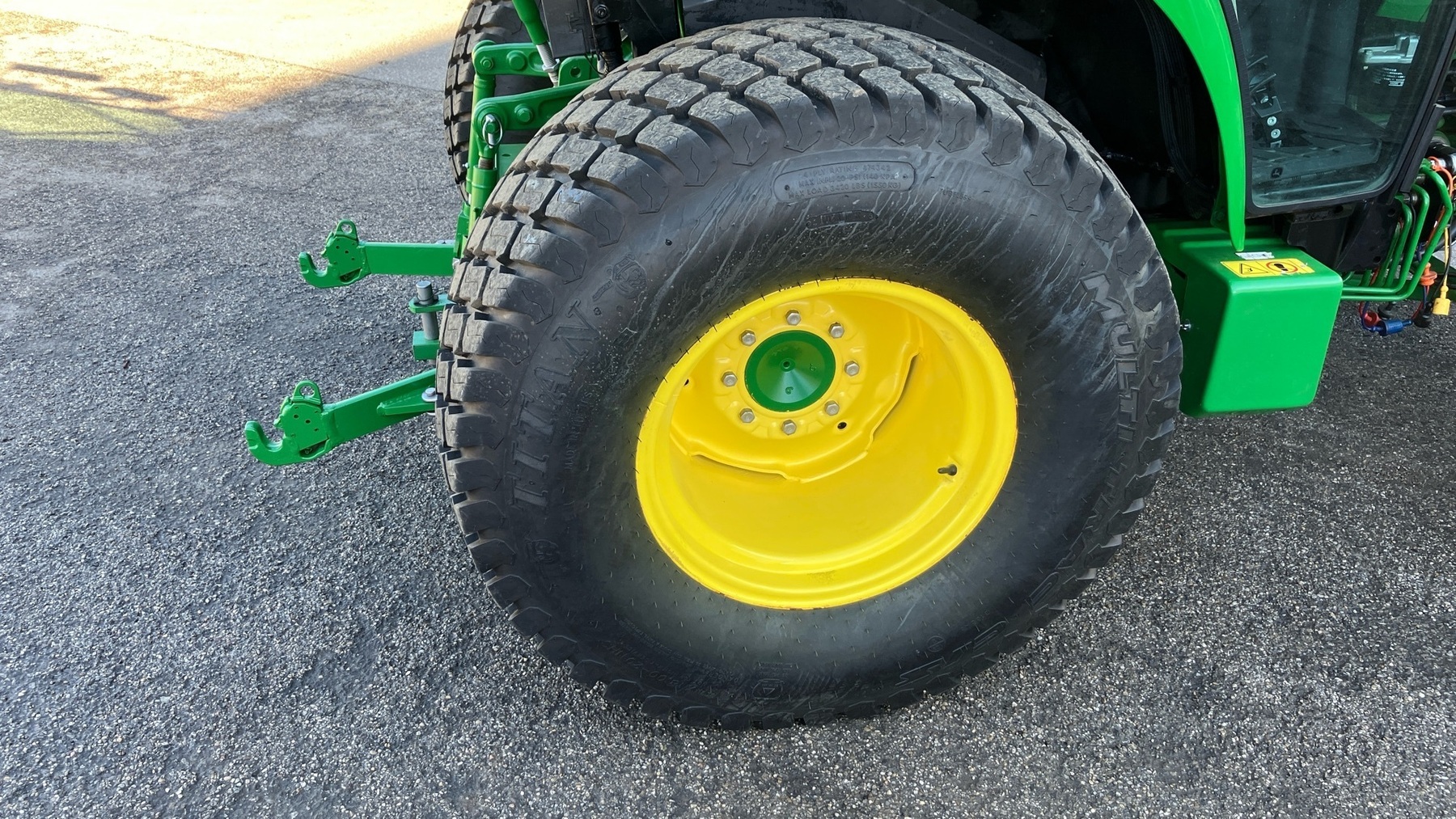 John Deere 4066R 669631902417834214 © GM Bilder