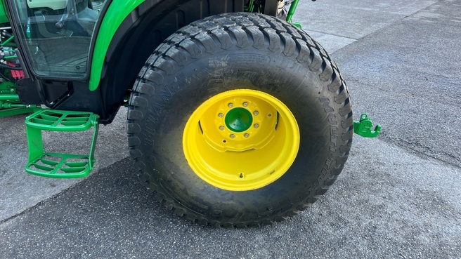 John Deere 4066R 669631902417834216 © GM Bilder