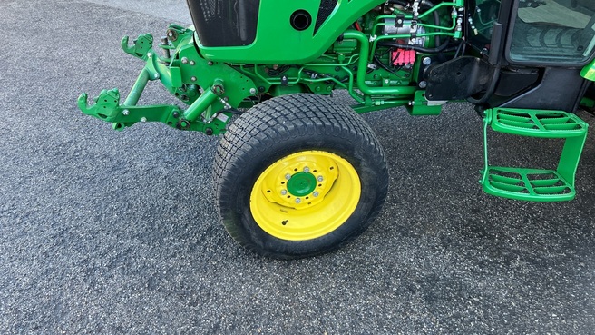 John Deere 4066R 669631902417834218 © GM Bilder