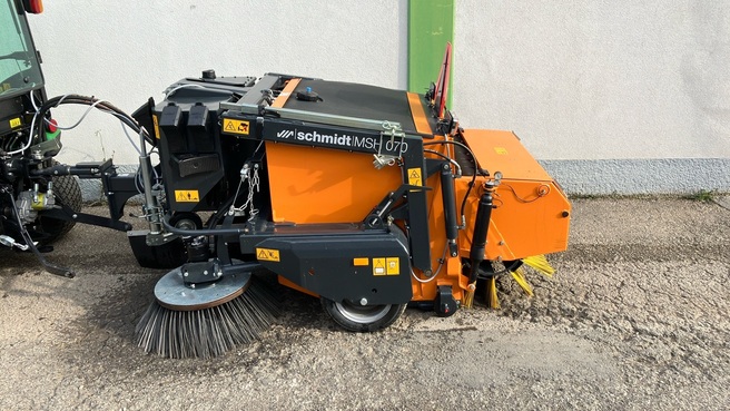 SCHMIDT MSH 070 Kehrmaschine  6723577988607034167 © GM Bilder