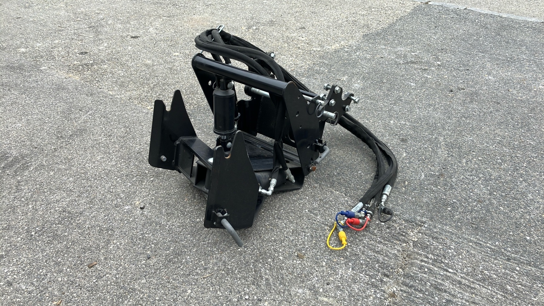 John Deere Frontkraftheber Quick Hitch  6731699149365620 © GM Bilder