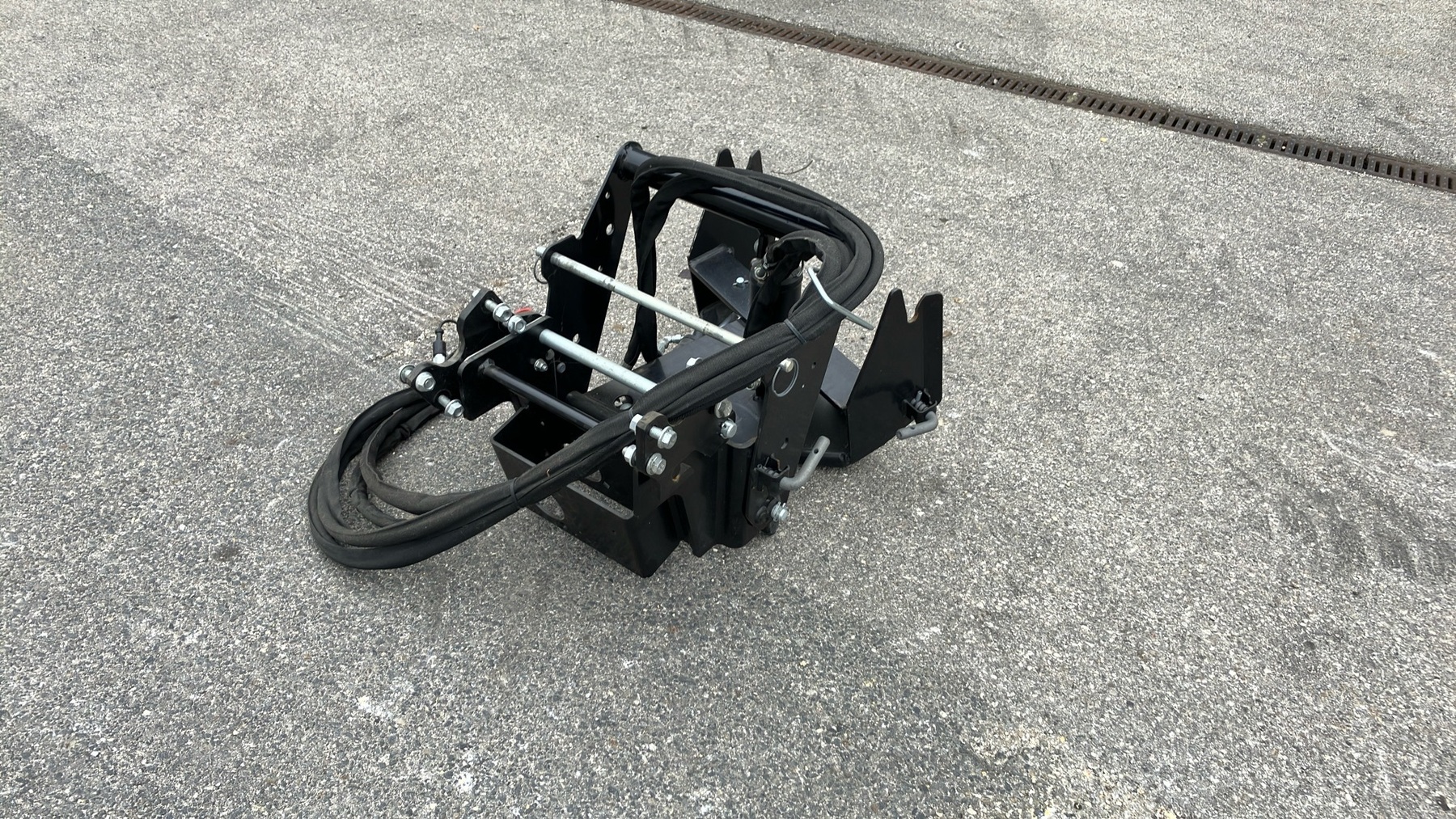 John Deere Frontkraftheber Quick Hitch  6731699149365622 © GM Bilder