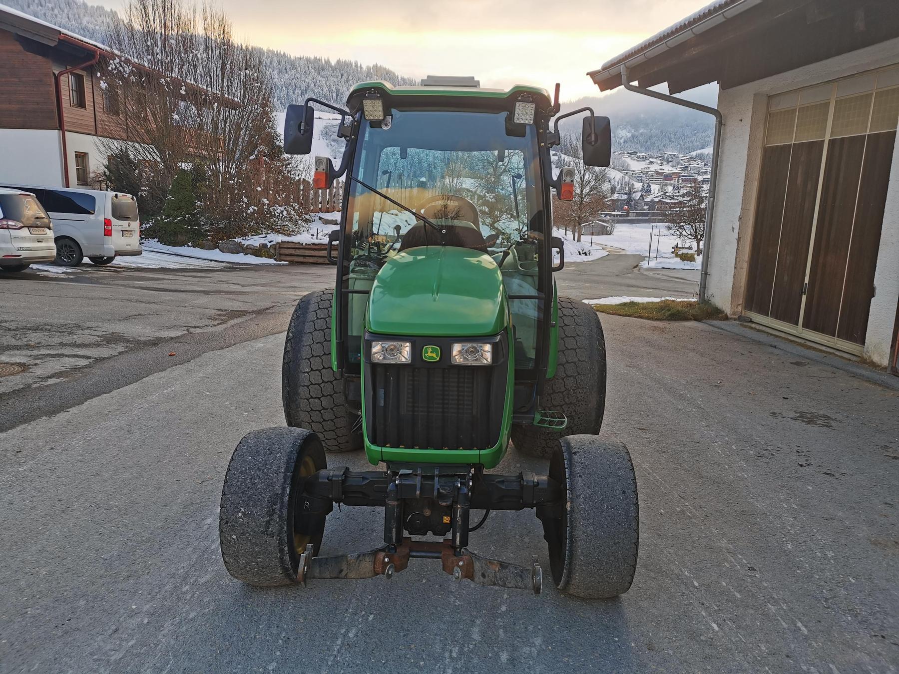 John Deere 4720 67552347326083 © GM Bilder