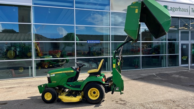 John Deere X740 67562970859677217 © GM Bilder
