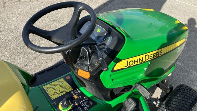 John Deere X740 67562970859677218 © GM Bilder