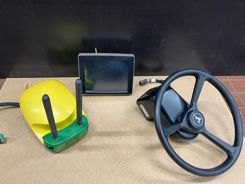 John Deere Lenksystem Starfire 6000 RTK 67578472434411143600 © GM Bilder