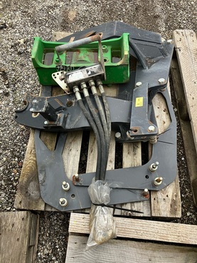 Hauer Top Lock Konsole Hauer  zu John Deere 6310 676222662224480 © GM Bilder