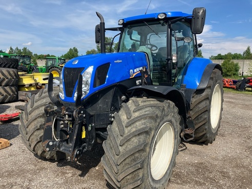 New Holland T7.220 6790287815838666350 © GM Bilder