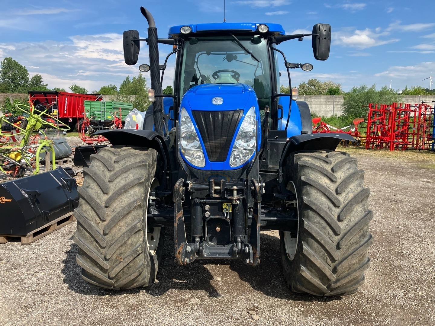 New Holland T7.220 6790287815838666355 © GM Bilder