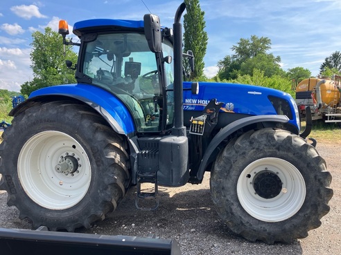 New Holland T7.220 6790287815838666356 © GM Bilder