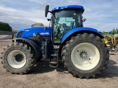 New Holland T7.220 6790287815838666358 © GM Bilder