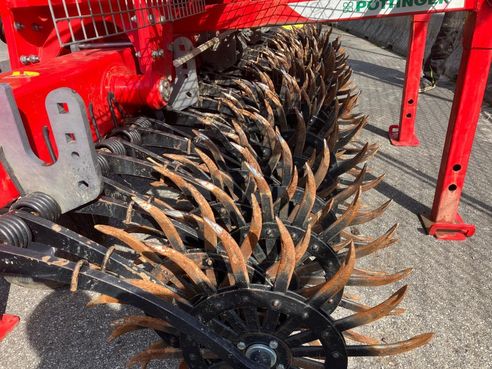 PÃ¶ttinger Rotocare 6600 mit APV PS 300 6814272885453 © GM Bilder