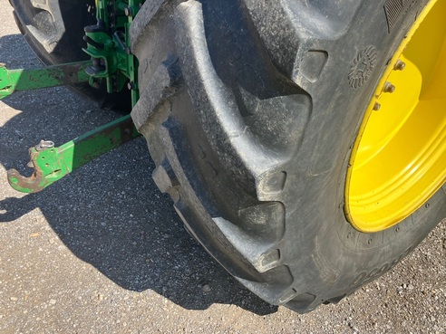 John Deere 6210R 6838683715 © GM Bilder