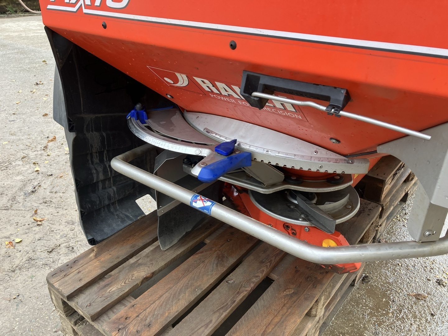 Rauch Axis M 30.1 W  6881428111805461029 © GM Bilder