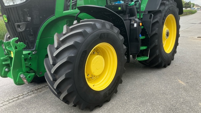 John Deere 7R 290 12648817 © GM Bilder