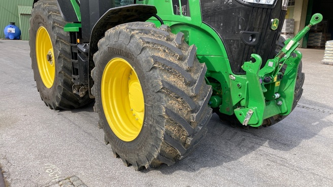 John Deere 7R330 65265923884809614 © GM Bilder