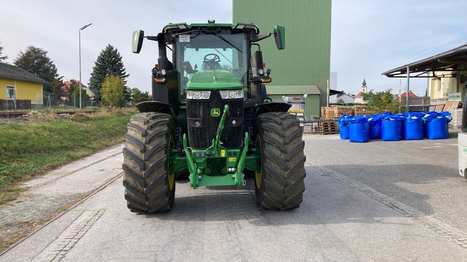 John Deere 7R330 6526592388480965 © GM Bilder