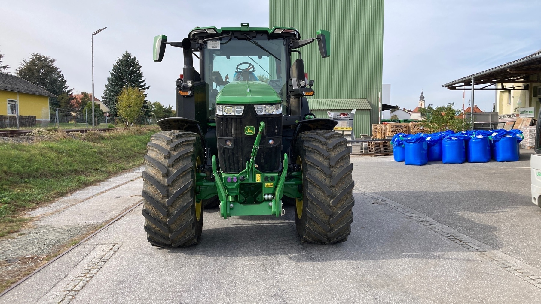 John Deere 7R330 6526592388480965 © GM Bilder