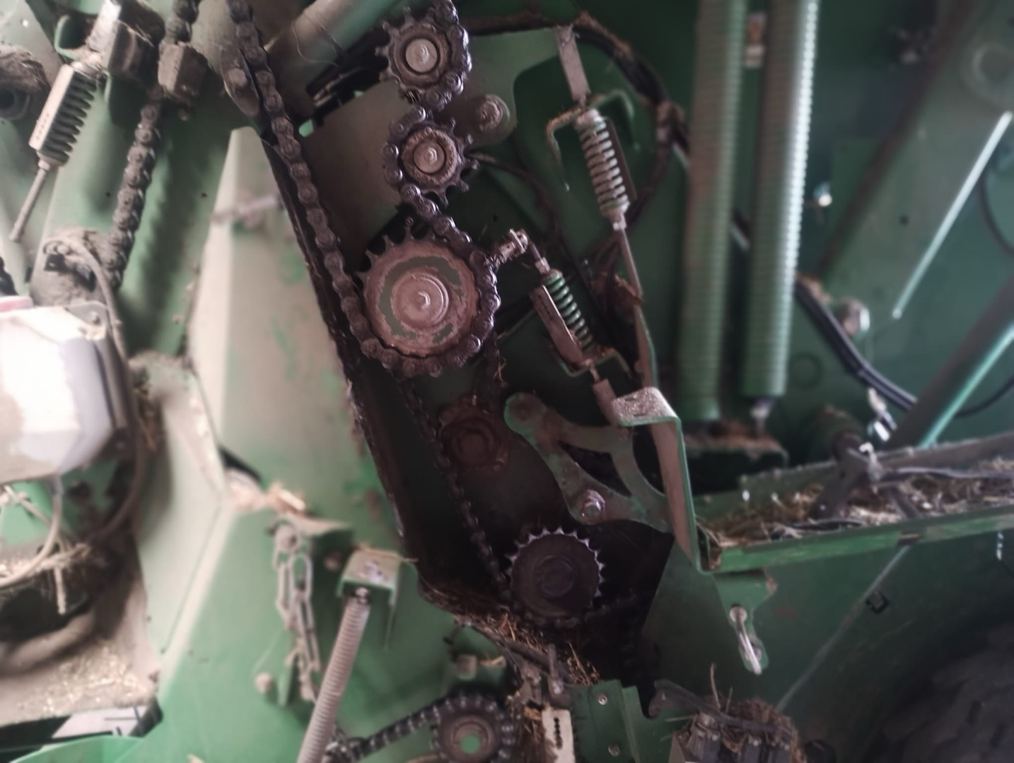 John Deere V461R 688983398554424217 © GM Bilder