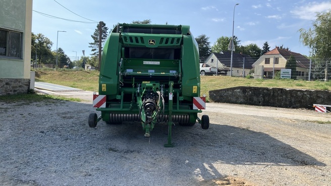 John Deere V461R 68898339855442424 © GM Bilder