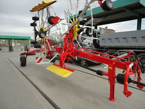 PÃ¶ttinger Top 662 53892331 © GM Bilder