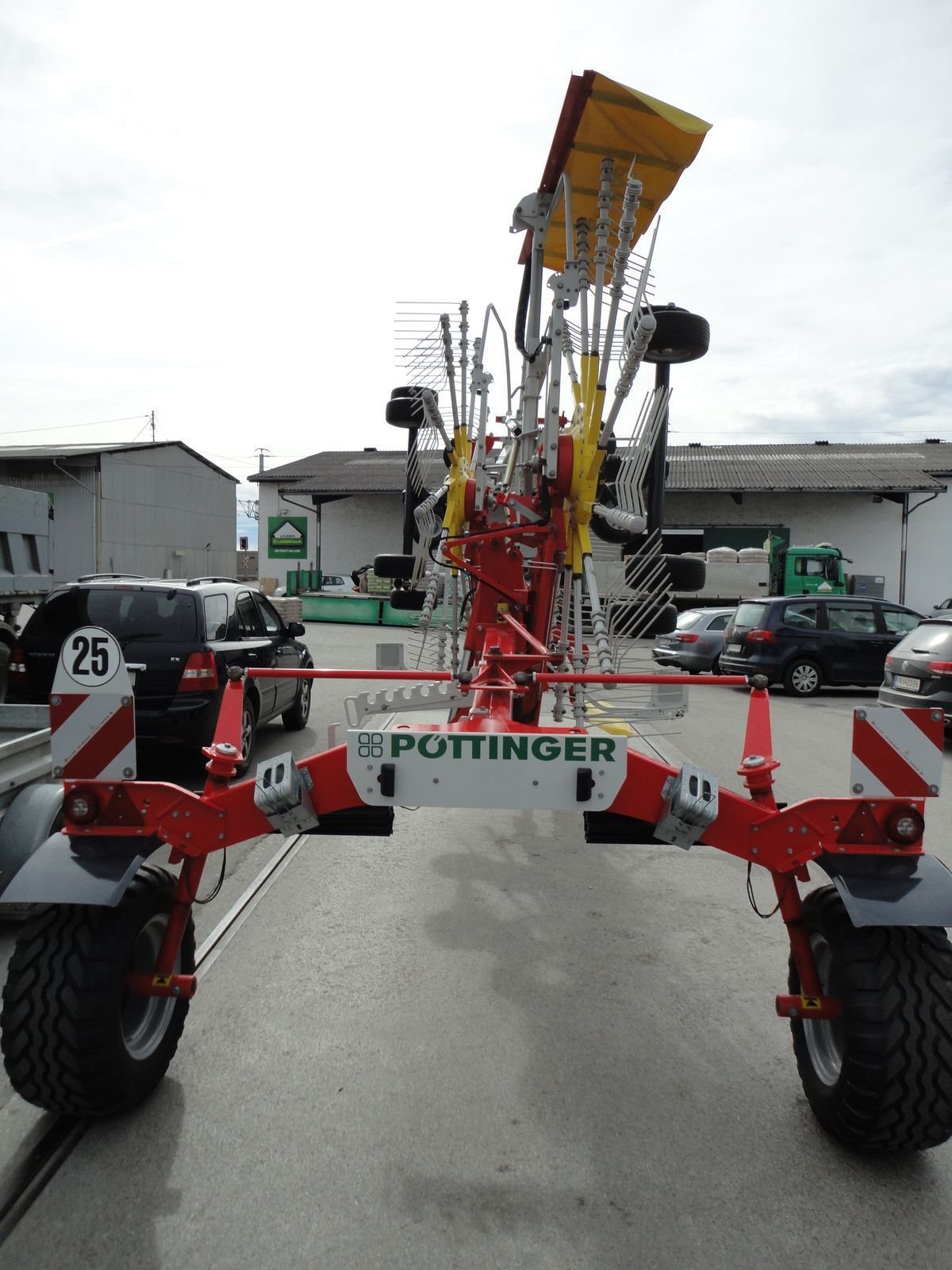 PÃ¶ttinger Top 662 53892333 © GM Bilder