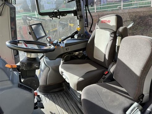 Steyr 6165 Impuls CVT 51797513 © GM Bilder