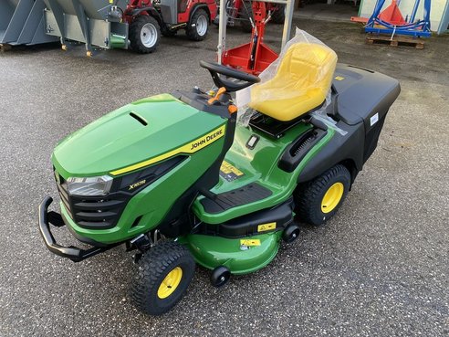 John Deere X 167 R 41770181 © GM Bilder