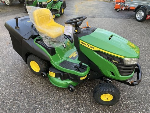 John Deere X 167 R 41770185 © GM Bilder