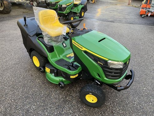John Deere X 167 R 41770186 © GM Bilder
