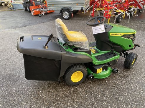 John Deere X 167 R 41770187 © GM Bilder