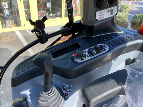 Lindner Lintrac 75 LS 44584905 © GM Bilder