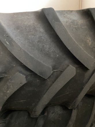 [3588-60065240.jpg]