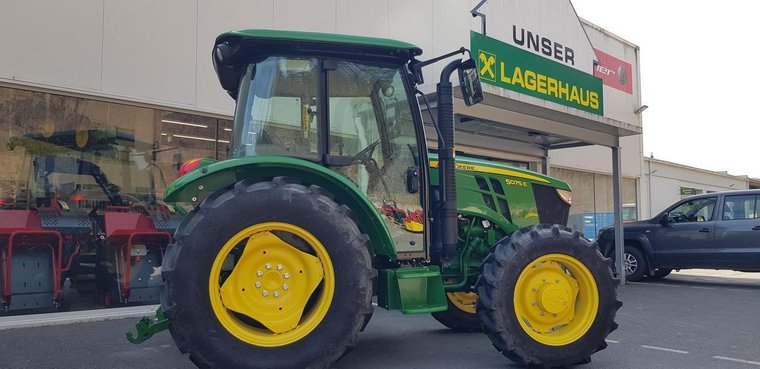 John Deere 5075E 33873550 © GM Bilder