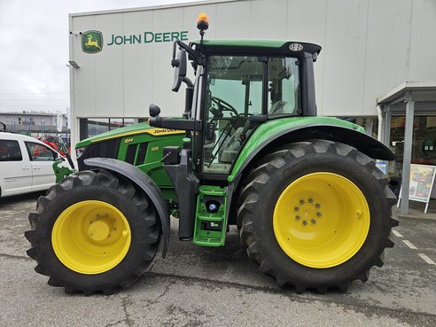 John Deere 6M125 68537550 © GM Bilder