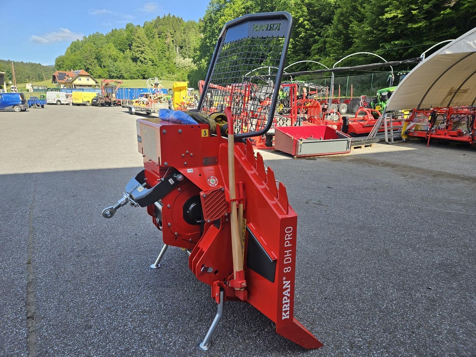Krpan 8DH pro 70712092 © GM Bilder