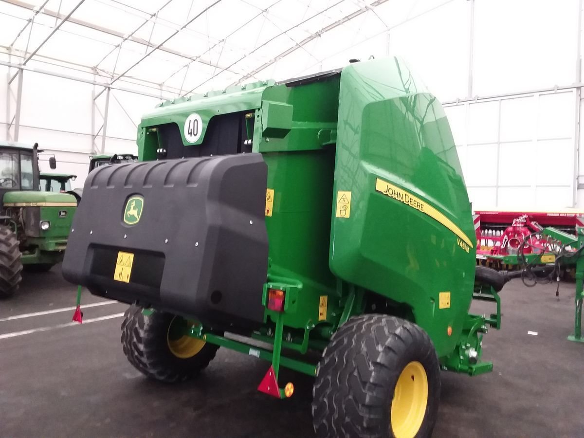 John Deere 451M 35648842 © GM Bilder