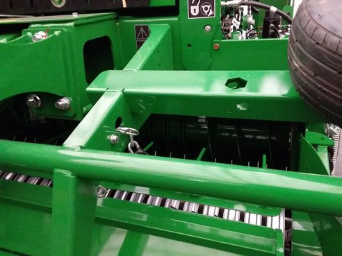 John Deere 451M 35648843 © GM Bilder