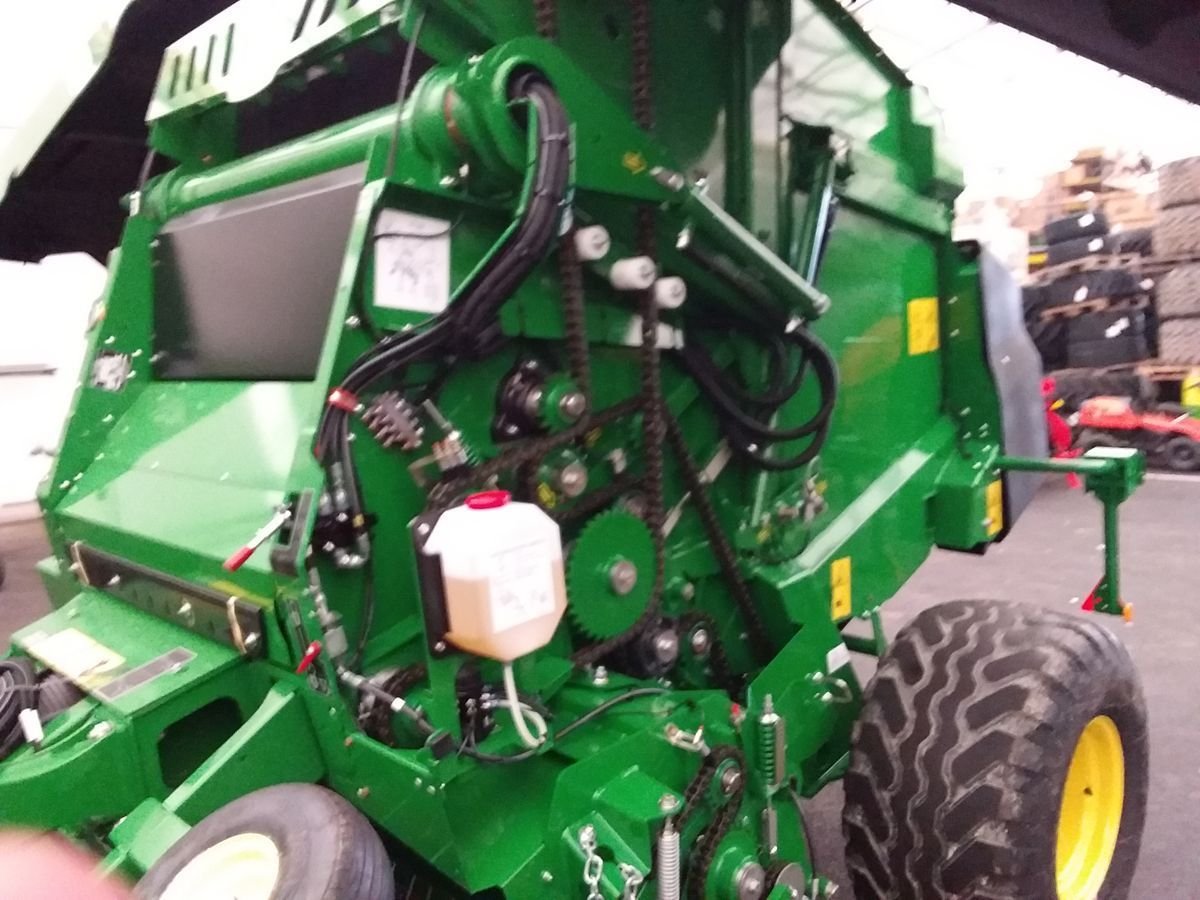 John Deere 451M 35648844 © GM Bilder