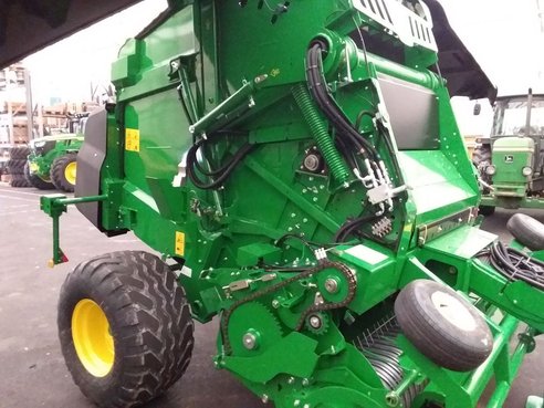 John Deere 451M 35648845 © GM Bilder