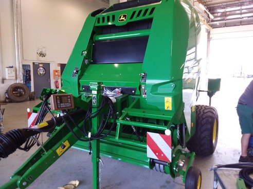 John Deere V451M 43238770 © GM Bilder